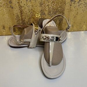 Coach Caterine patent leather Beige and Cream Sandals with Gold Details